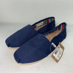 Women Toms